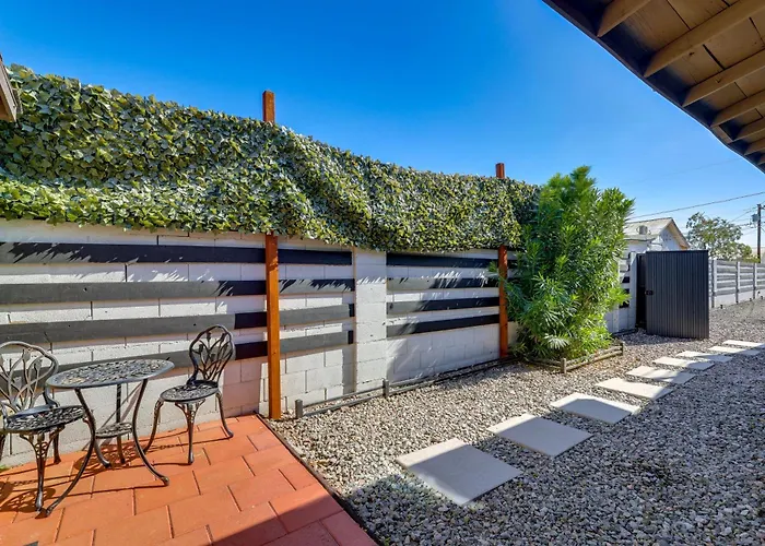 Near Downtown W/ Step-free Entry Apartment